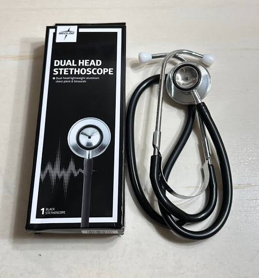Dual-head stethoscopes