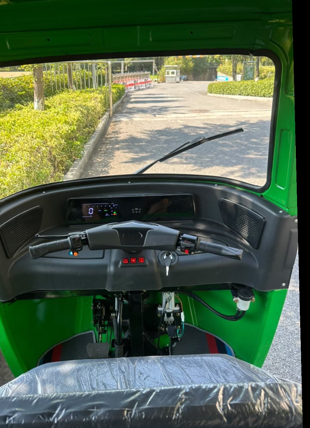 Motorized tricycle (tuk-tuk)(Keke)